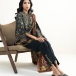 Zari Lawn Black   Printed 3 Piece Suit