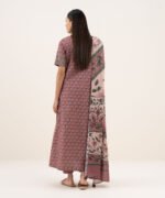 Lawn Printed Pink 3 Piece Suit - Image 3
