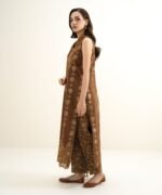 Extra Weft Jacquard Embroidered Brown 3 Piece Suit - Image 2
