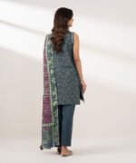 Zari Lawn Embroidered Grey 3 Piece Suit - Image 3