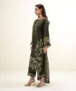 Lawn Embroidered Green 3 Piece Suit - Image 2