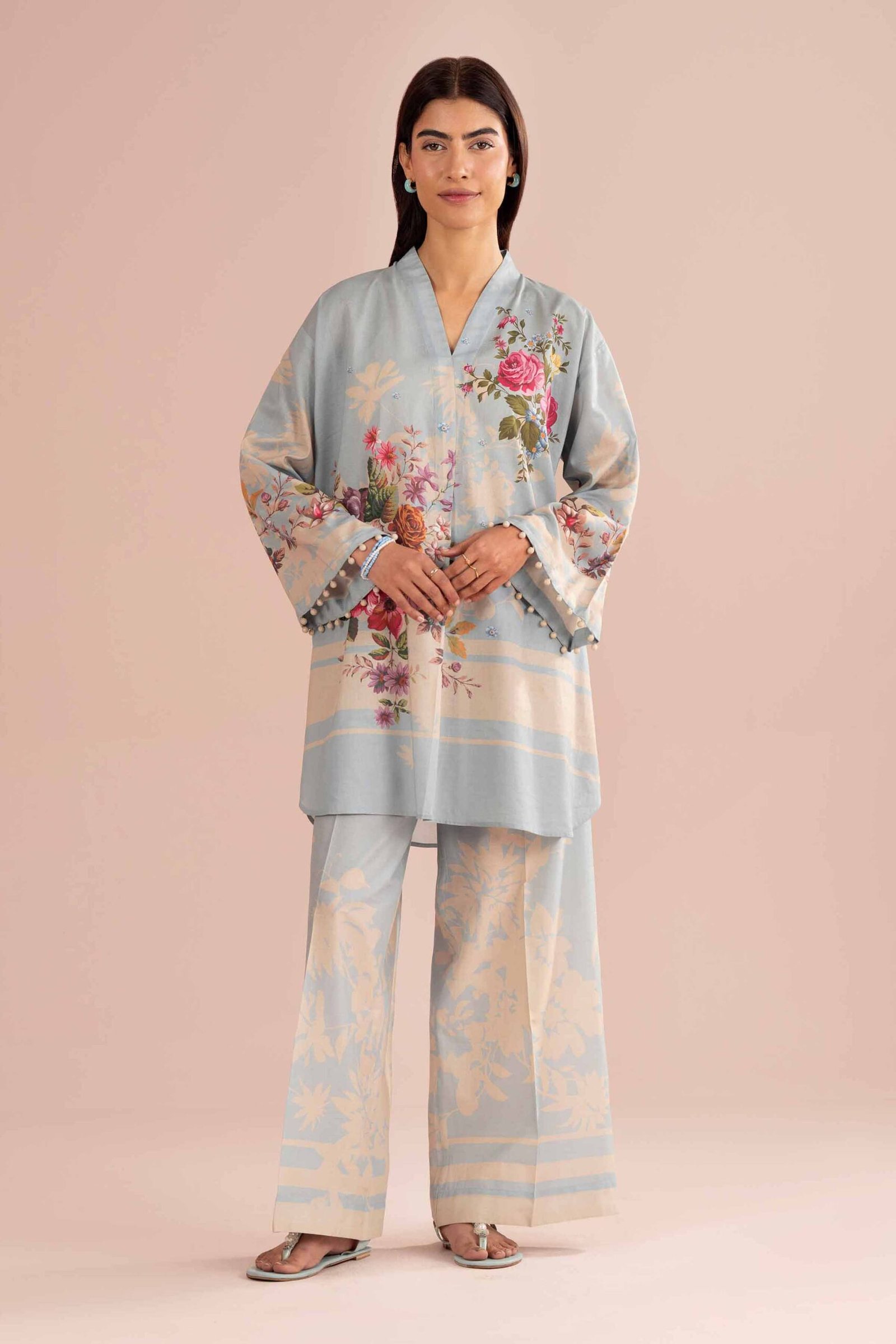 PE26-270-_4.jpg 2 Piece - Printed Suit - PE26-270 - Image 1