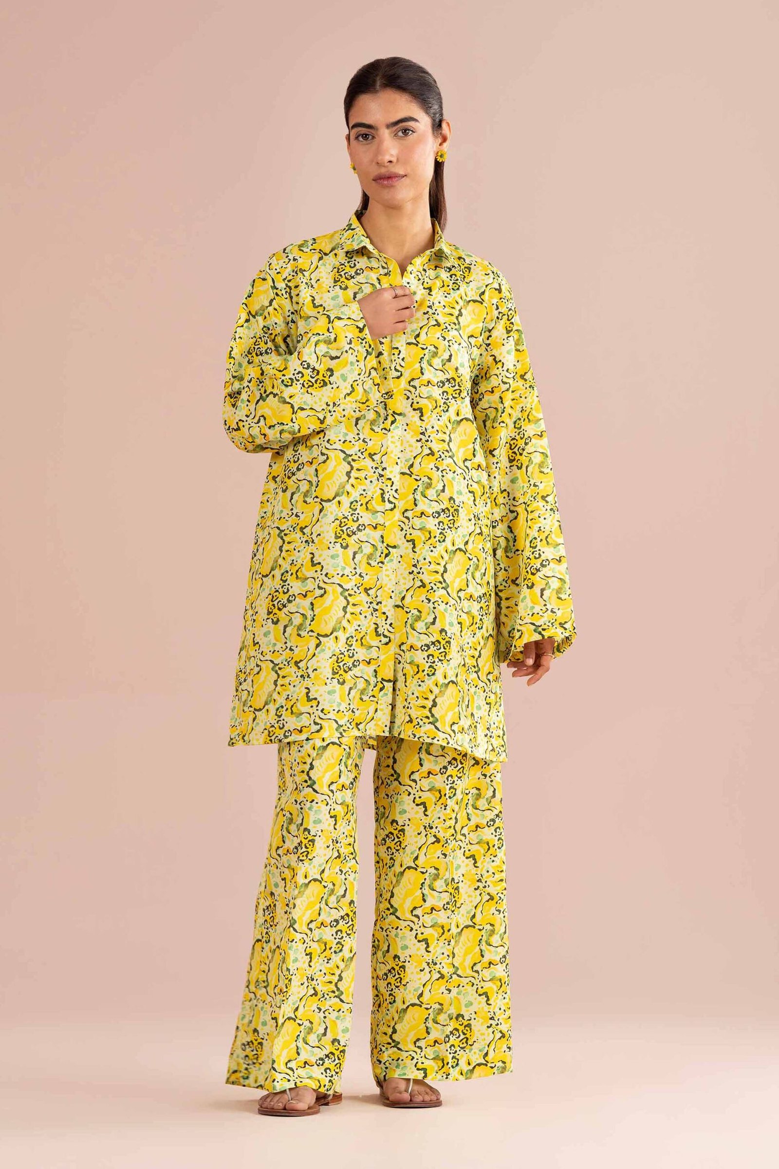 PE26-416-_5-1.jpg 2 Piece - Printed Suit - PE26-416 - Image 1