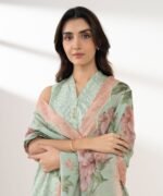 Zari Lawn Embroidered Green 3 Piece Suit - Image 4