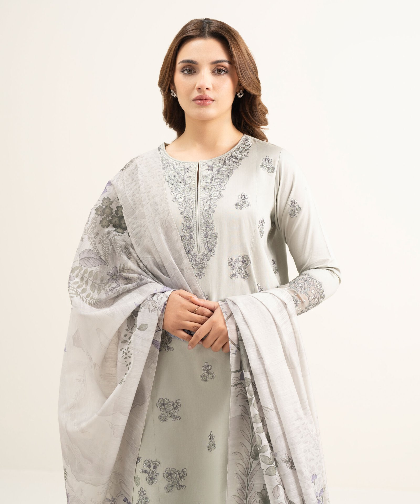 PESGS26V121B_1 Textured Lawn Grey Embroidered 3 Piece Suit - Image 1