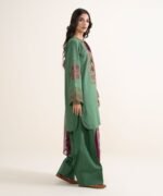 Textured Lawn Embroidered Green 3 Piece Suit - Image 3