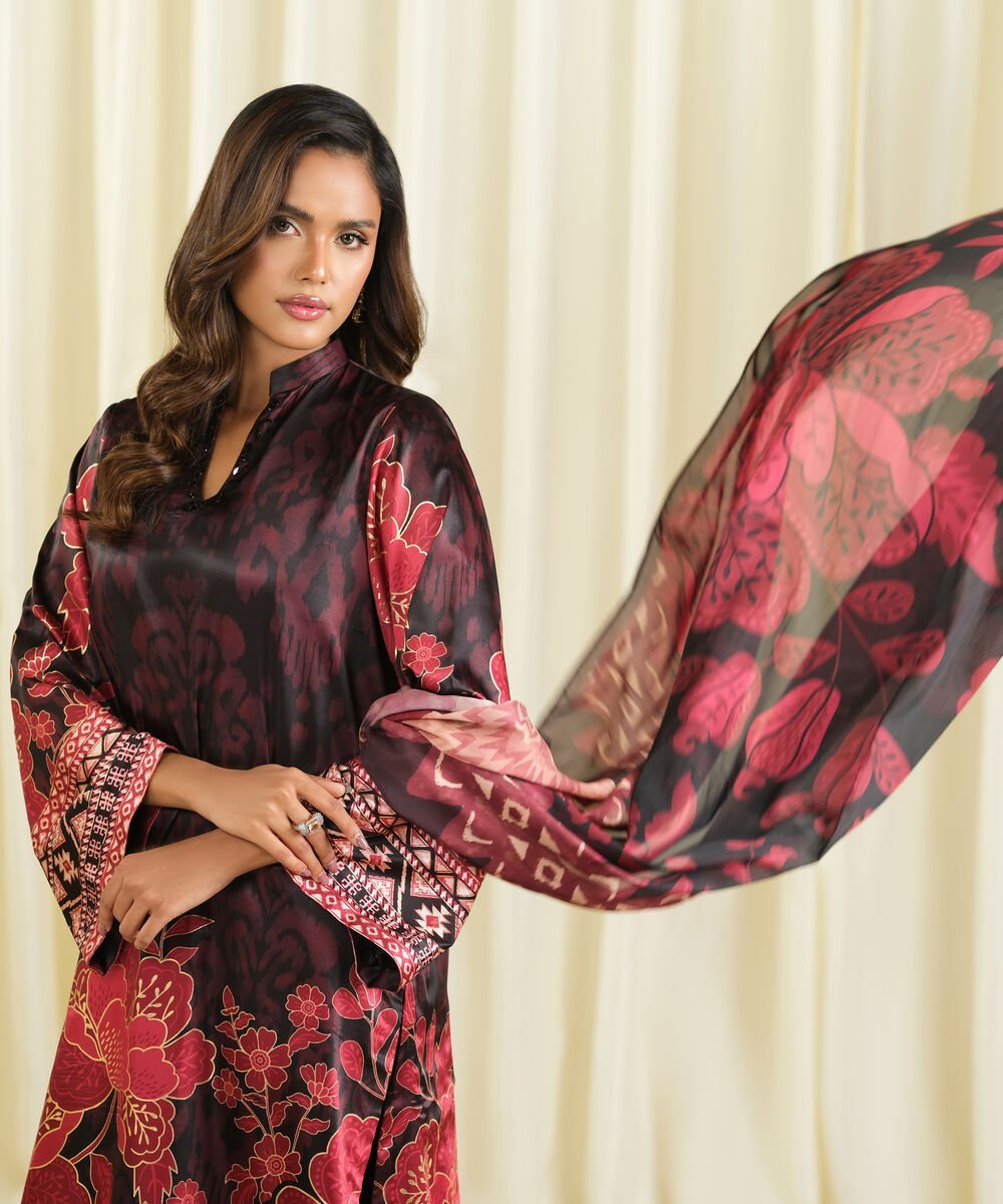 U3PESLS26V04_1 Blended Satin Printed Multi 3 Piece Suit - Image 1