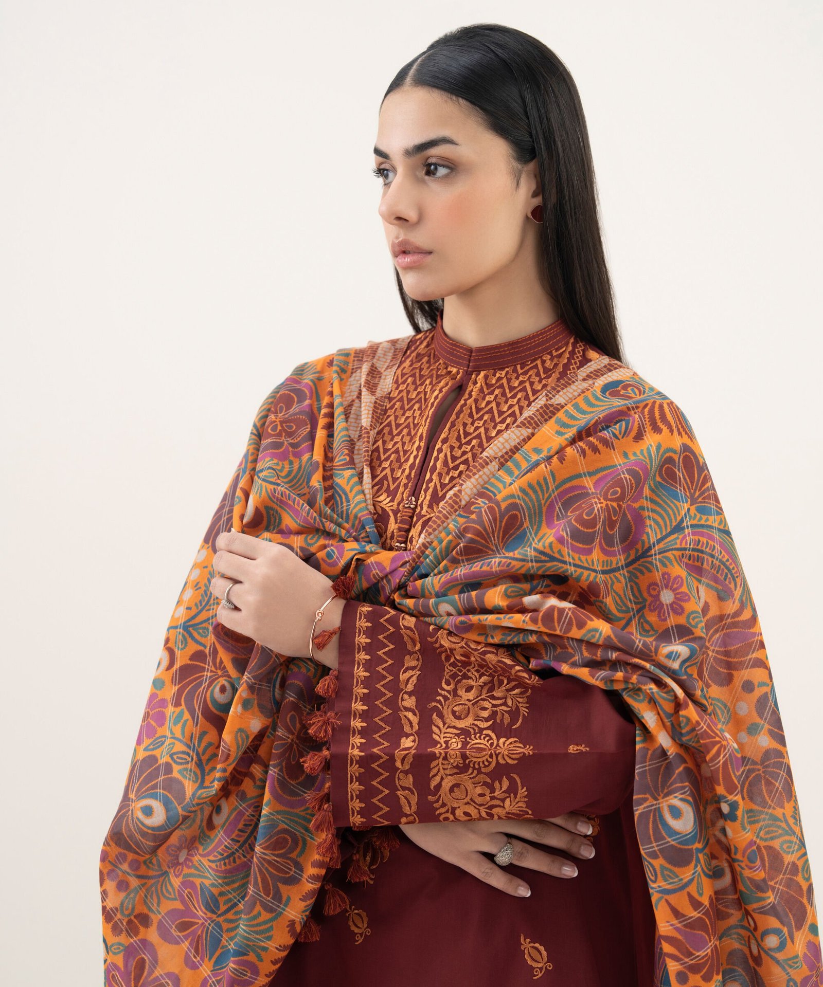 U3PESTS26V08_1 Cotton Viscose Embroidered Red 3 Piece Suit - Image 1