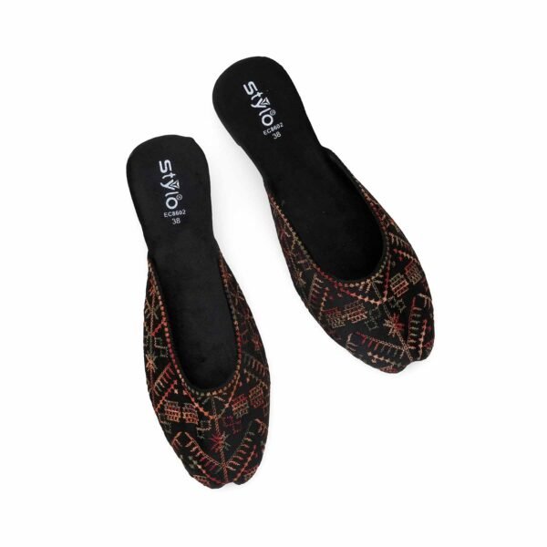 Black Ethnic Back Open Khussa For Women EC8602 view 5