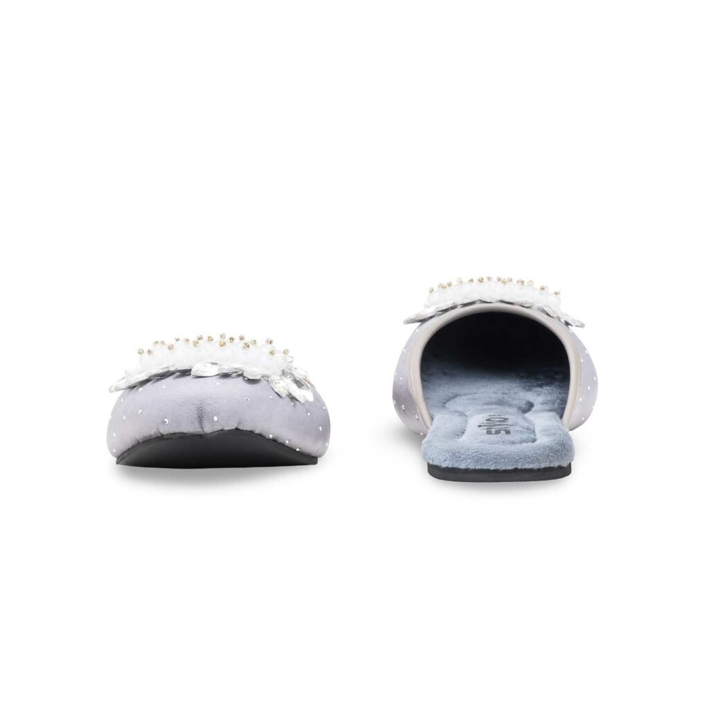 Grey Ethnic Back Open Khussa For Women EC8596 view 5