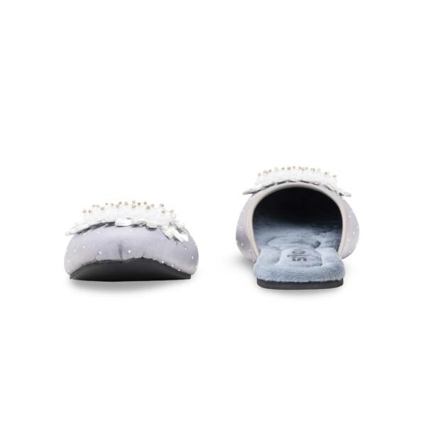 Grey Ethnic Back Open Khussa For Women EC8596 view 5