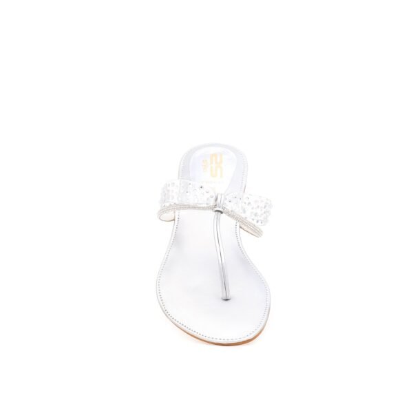Silver Fancy Chappal FN0582
