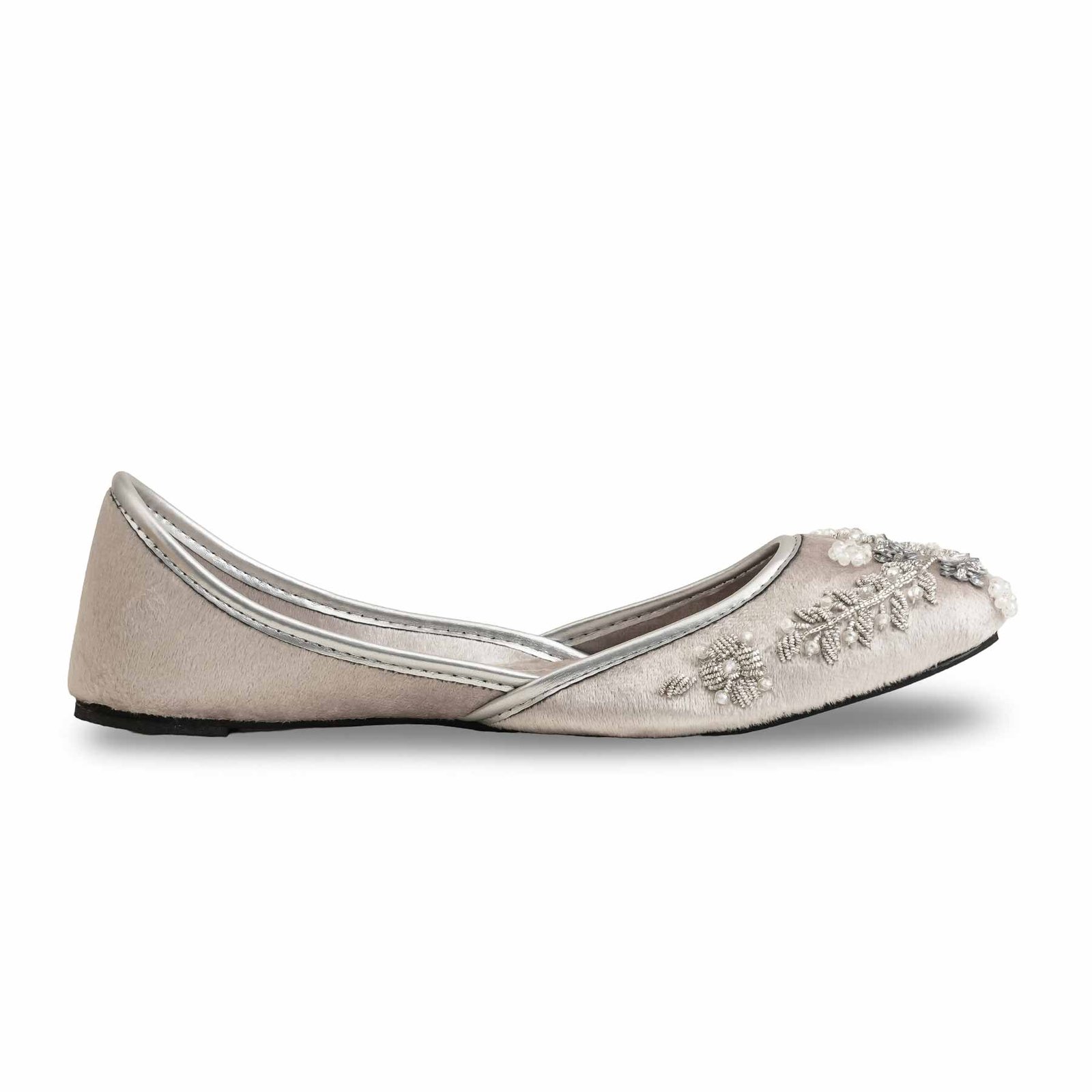 Silver Women Fancy Khussa EC8547