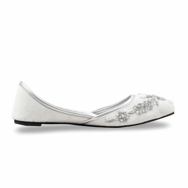 White Fancy Khussa EC8547