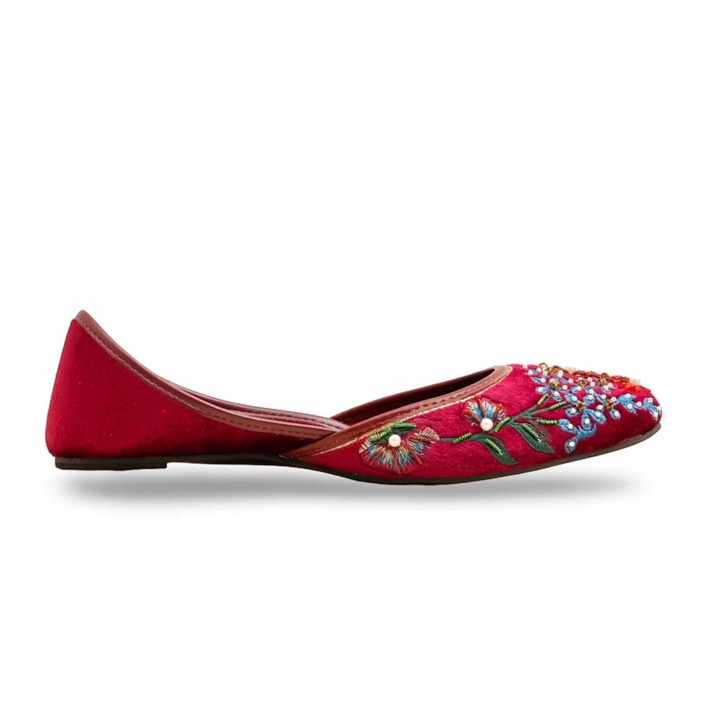 Maroon Ethnic Khussa EC8588