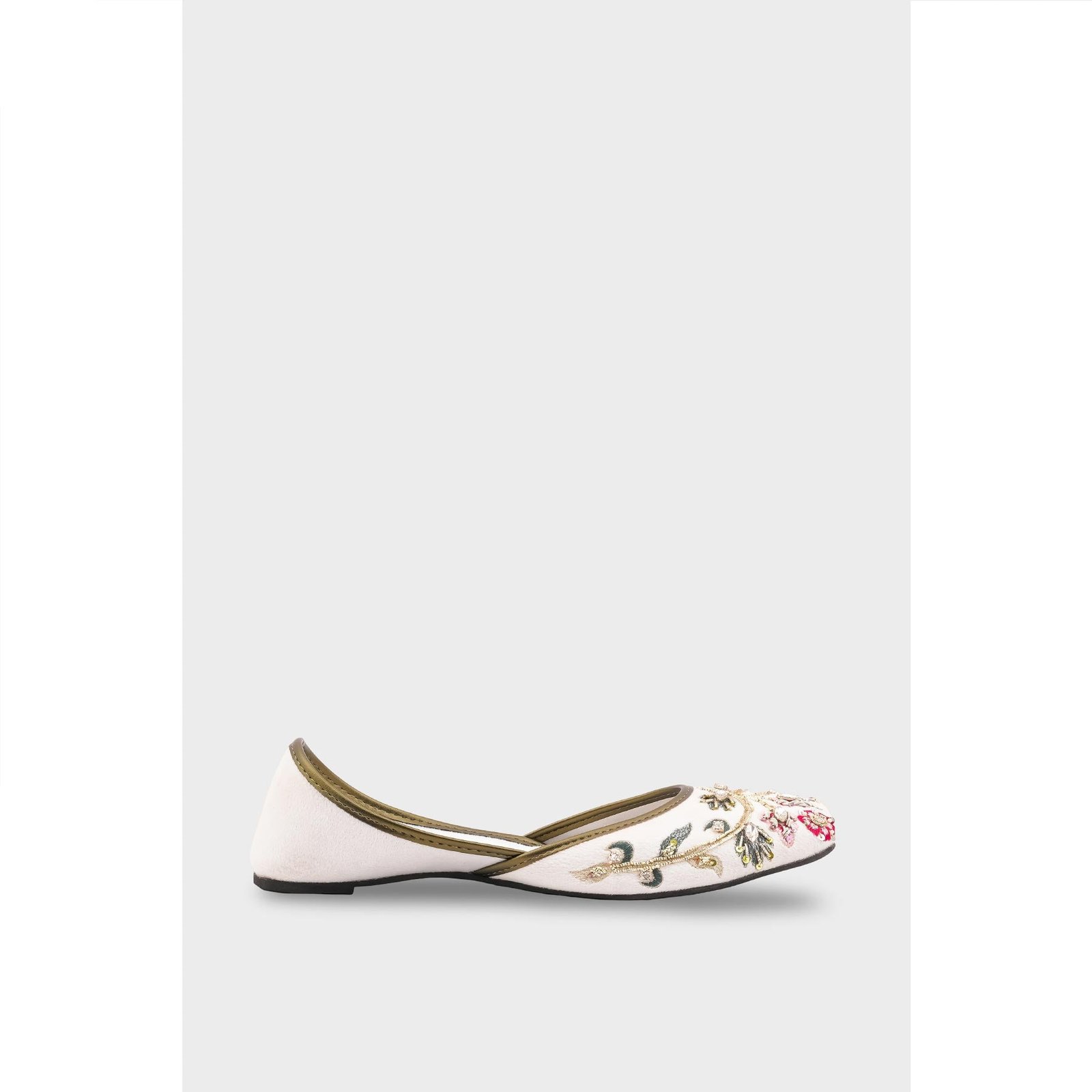 White Fancy Khussa EC8592