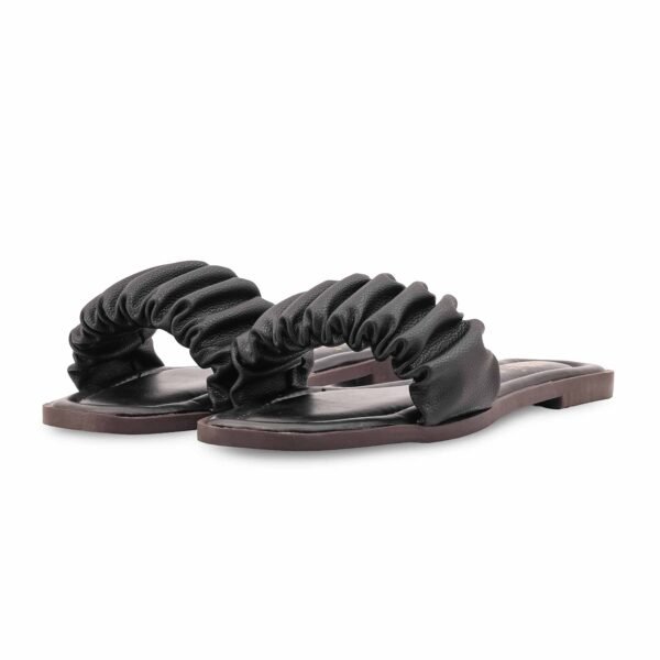 Black Casual Slipper For Ladies CL2274 - view 2