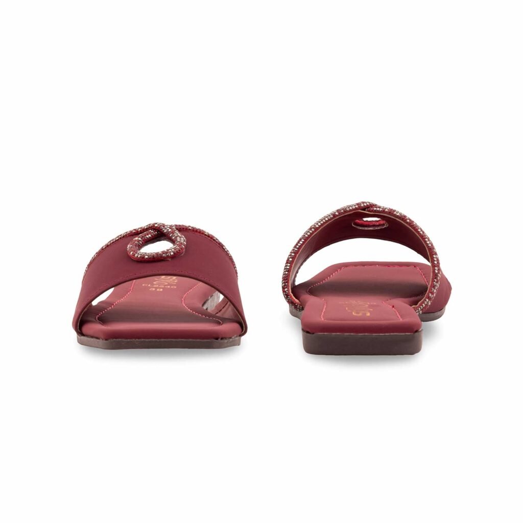 Maroon Casual Slipper For Women CL2246 - view 3