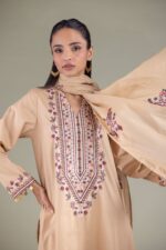 Floral Draped Dupatta - View 6