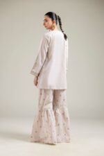 Off-white V-Neck Kurta - View 5