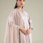 Draped Lace Dupatta - View 1