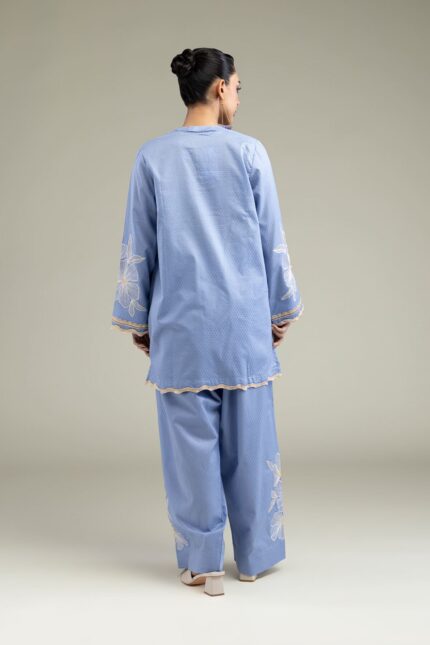 Floral Scalloped Kurta - View 2