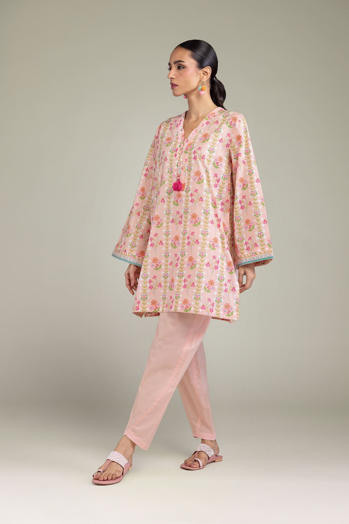 1-26-213-b-j1_multi_1.jpg Solid Cambric Shalwar 1