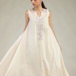 Floral Sleeveless Kurta - View 1