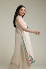 Floral Sleeveless Kurta - View 3