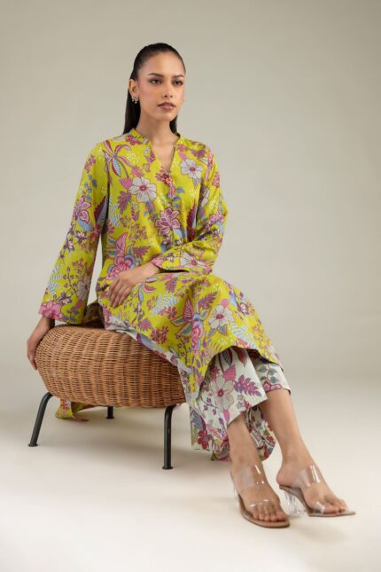 Floral Cambric Kurta - View 2