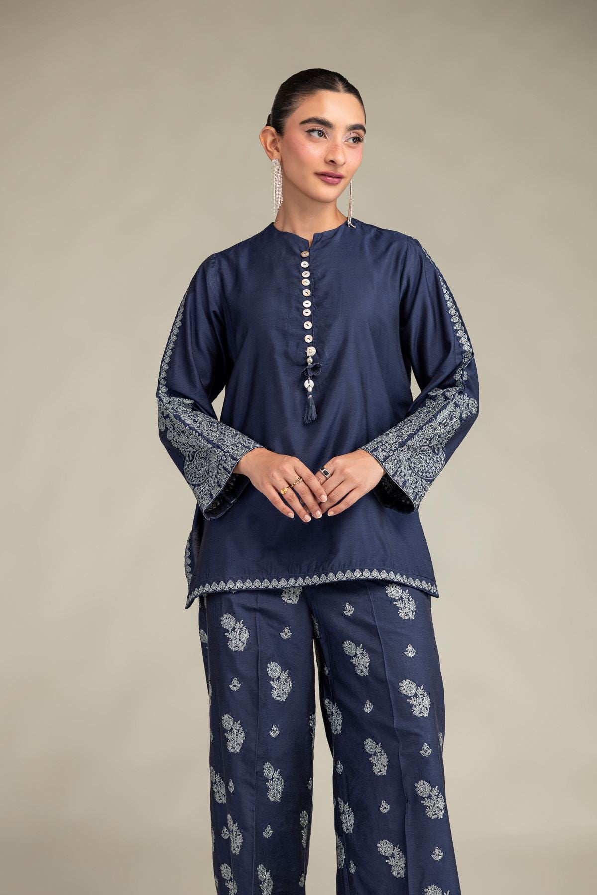 1-26-249-A-D1-VG_MULTI-1 Silk Floral Kurta - V1