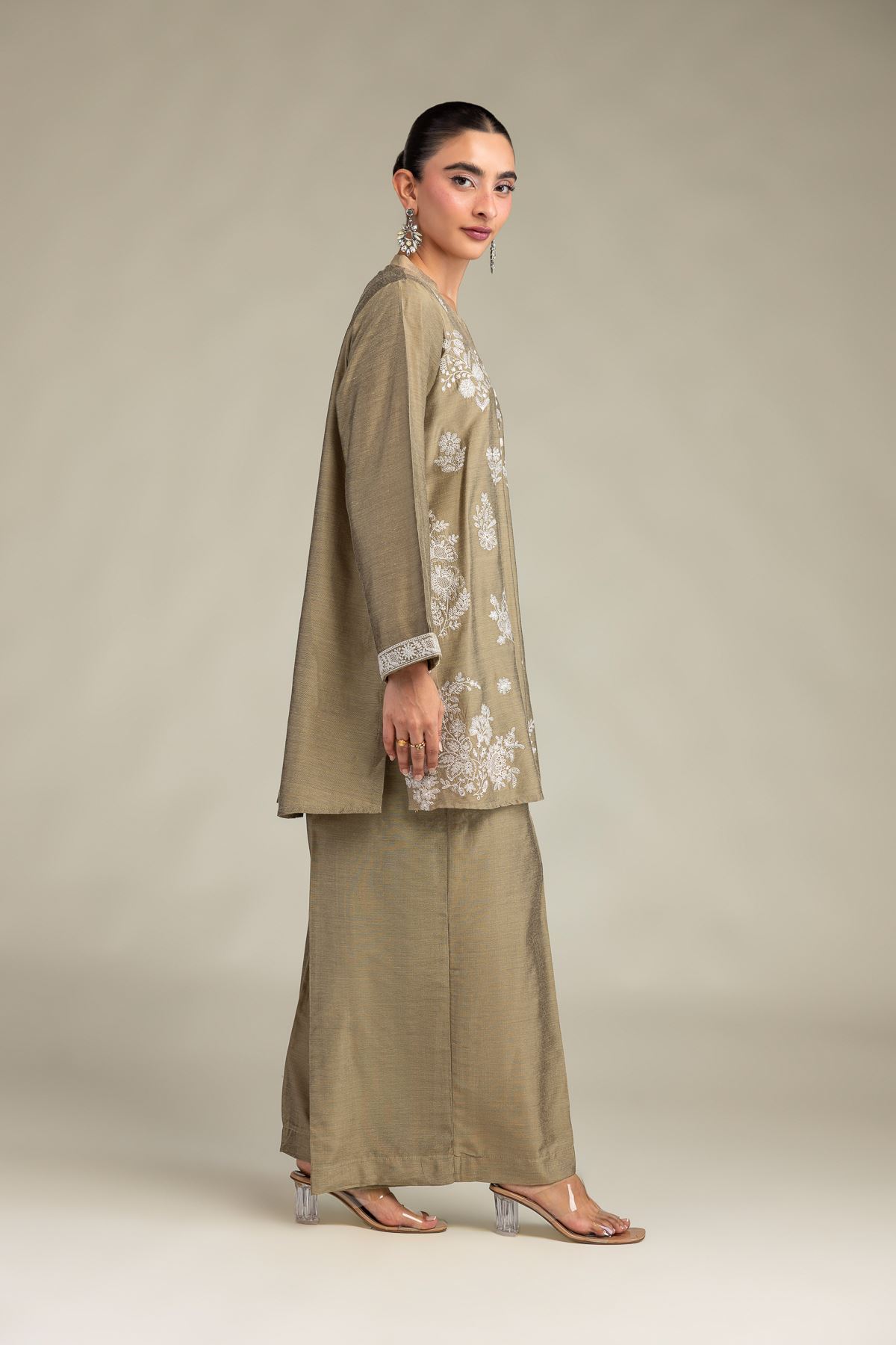 1-26-249-B-E1-VG_MULTI-1 Olive Solid Pants - V1
