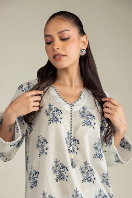 Short V-Neck Kurta - View 1