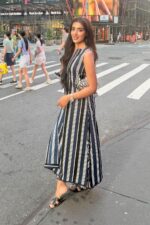 Sleeveless Longline Kurta - View 4