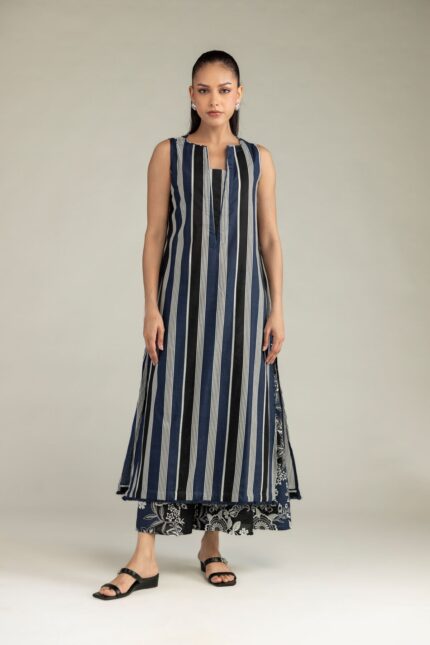 Sleeveless Longline Kurta - View 1