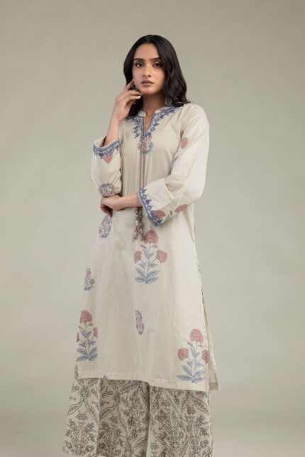 Floral Cambric Kurta - View 2