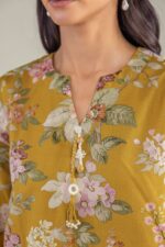 Floral Cambric Kurta - View 3