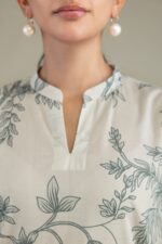Floral Cambric Kurta - View 2