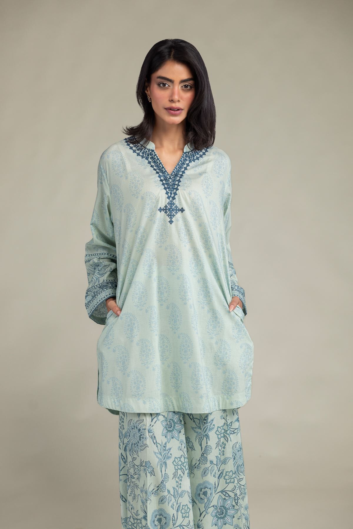 Blue V-Neck Kurta-1 Blue V-Neck Kurta - View 1