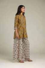 Cambric Floral Kurta - View 3