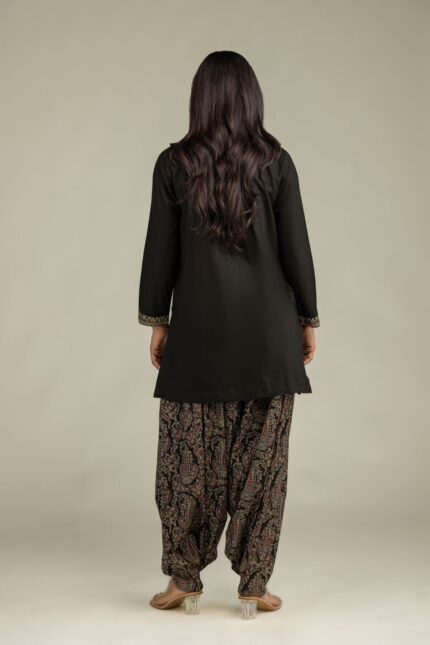 Short Black Kurta - View 2