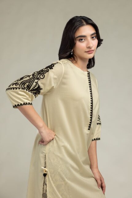 Beige Round-Neck Kurta - View 2