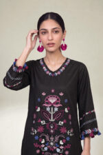 Floral Black Kurta - View 1