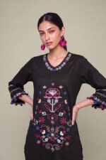Floral Black Kurta - View 3