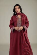 Maroon Lawn Dupatta - View 4