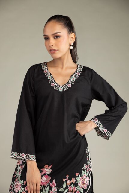 Black Cambric Kurta - View 2