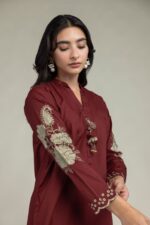 Maroon Floral Kurta - View 5