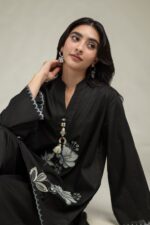 Floral Black Kurta - View 5