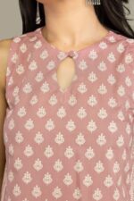 Sleeveless Cambric Kurta - View 4