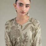 Floral Cambric Kurta - View 1
